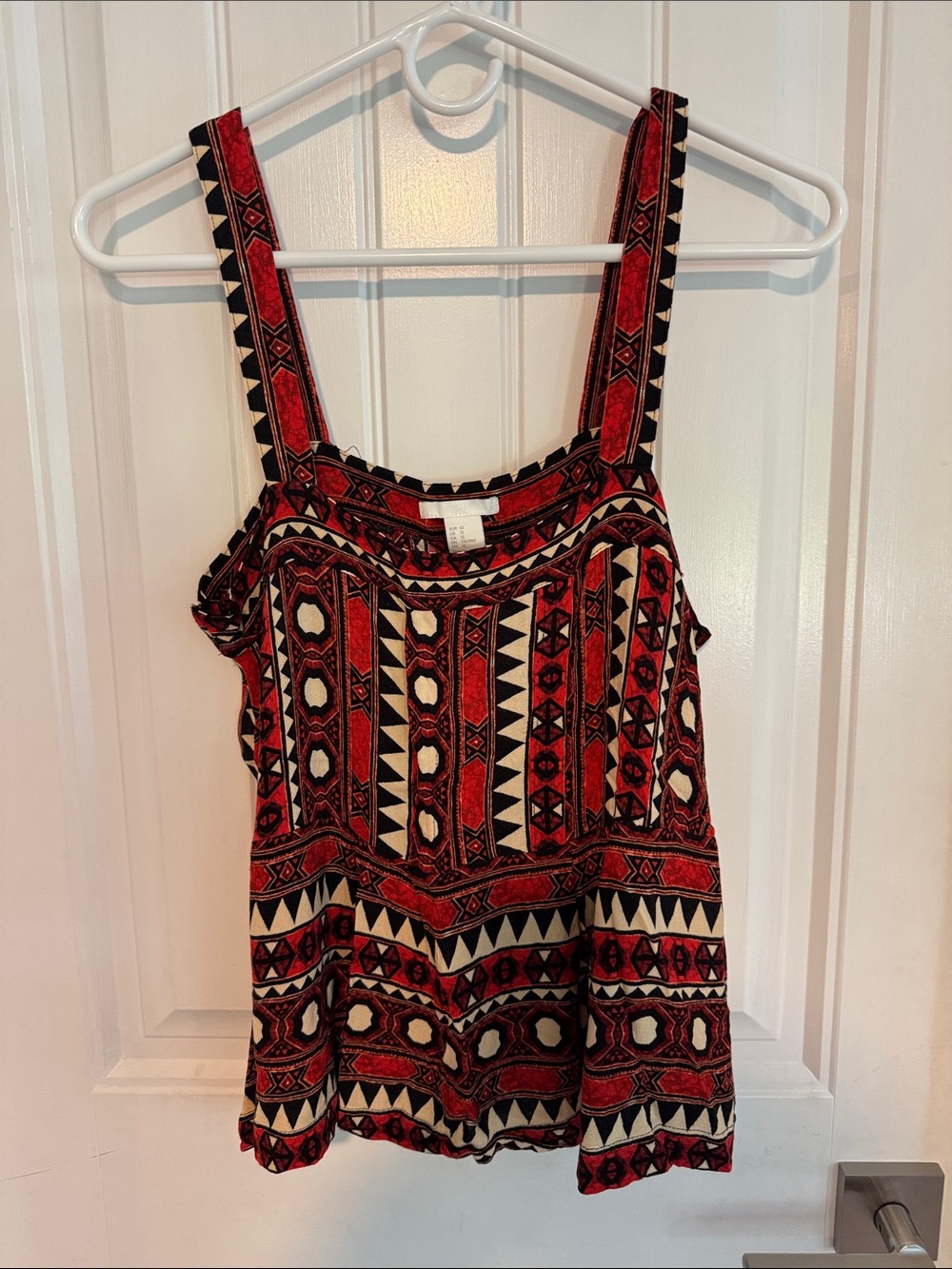 H&M Red and Black Geometric Print Tank Top